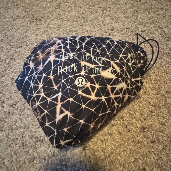 Lululemon Miss Misty II Jacket - Picture 11 of 11